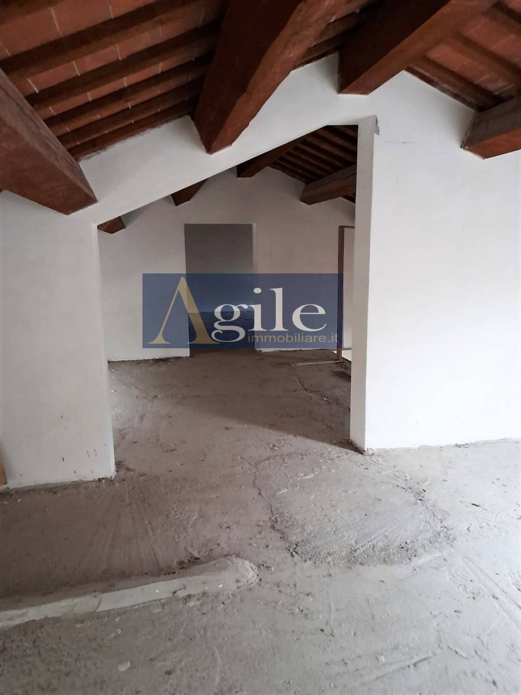 casa indipendente in vendita a Cossignano