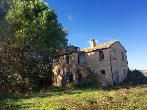casa indipendente in vendita a Cossignano