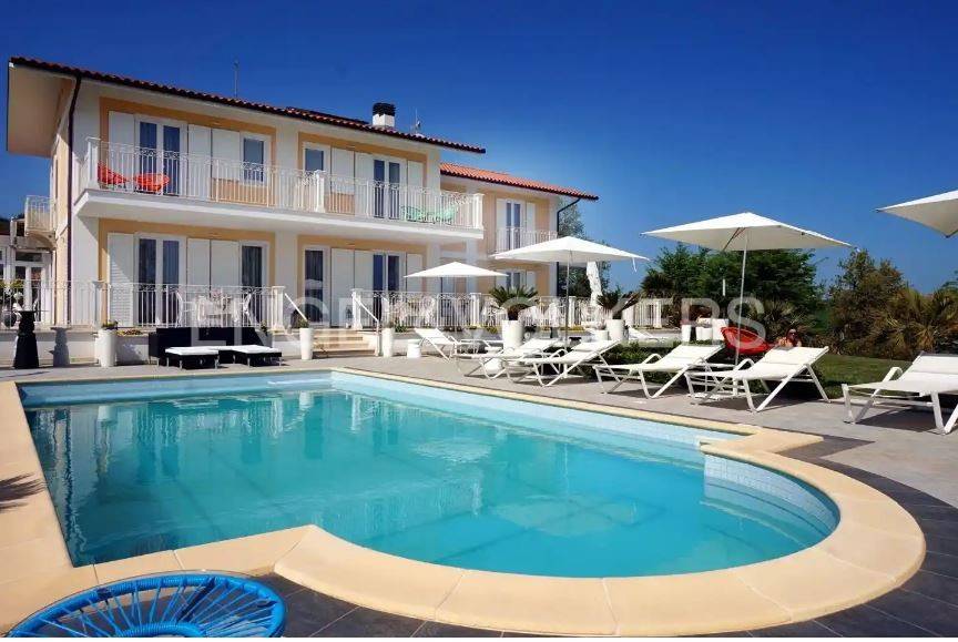 casa indipendente in vendita a Cossignano