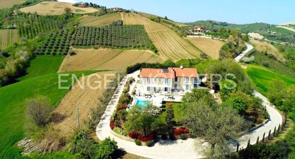 casa indipendente in vendita a Cossignano