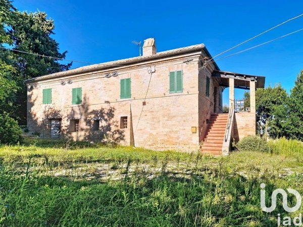 casale in vendita a Cossignano