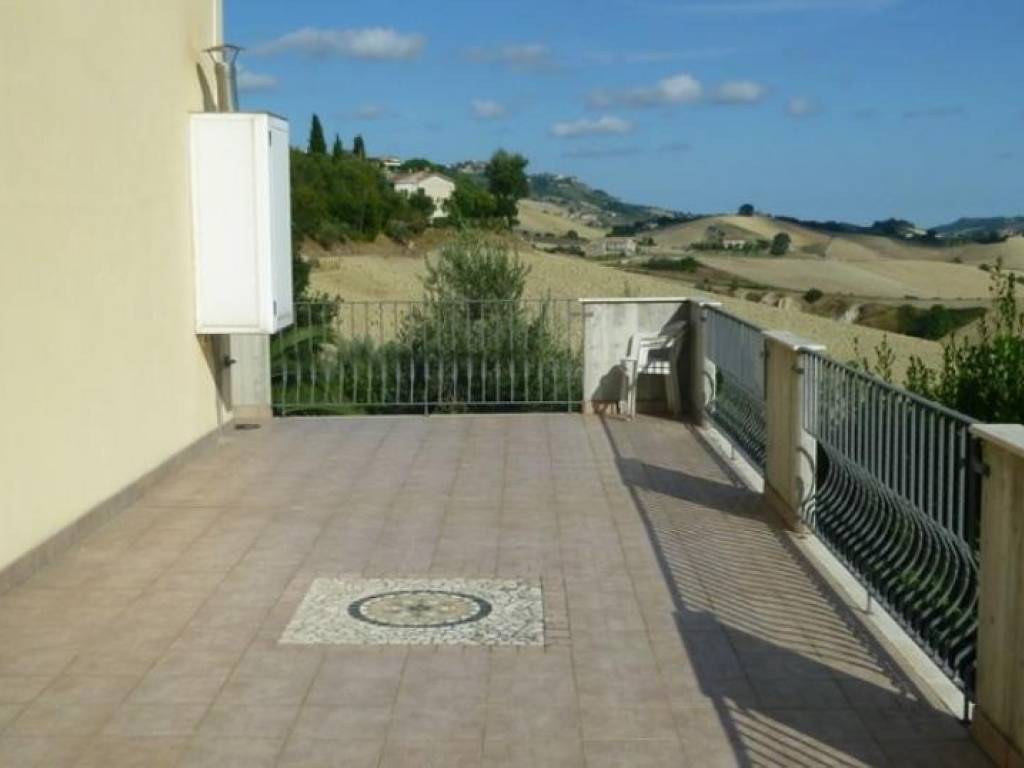 casa indipendente in vendita a Cossignano