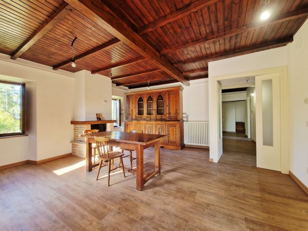 casale in vendita a Cossignano