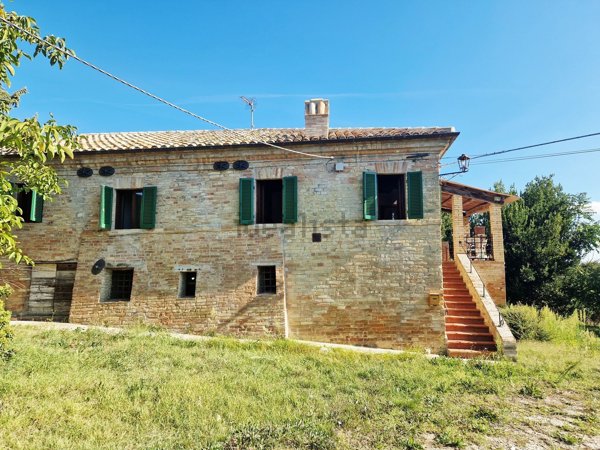 casale in vendita a Cossignano