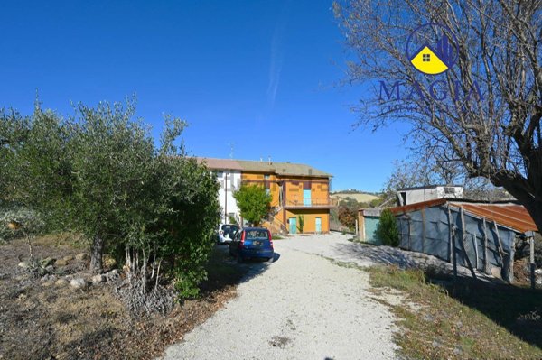 casa indipendente in vendita a Cossignano