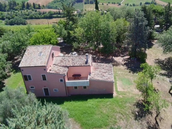 casa indipendente in vendita a Cossignano