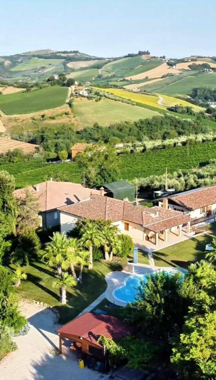 casa indipendente in vendita a Cossignano