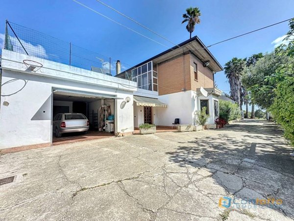 casa indipendente in vendita a Cupra Marittima