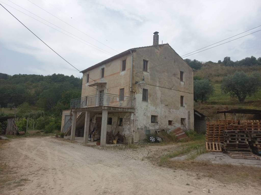 casa indipendente in vendita a Cupra Marittima