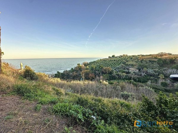 casa indipendente in vendita a Cupra Marittima