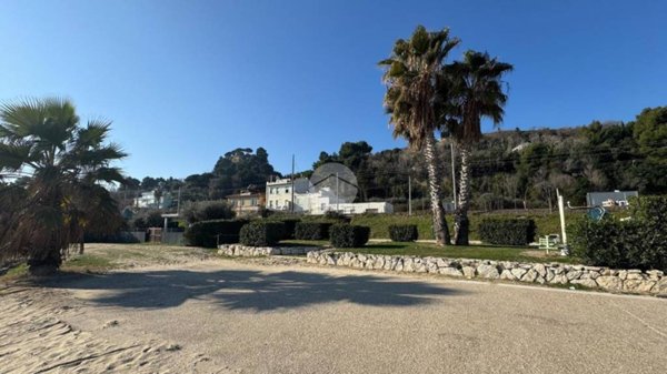 casa indipendente in vendita a Cupra Marittima