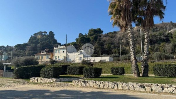 casa indipendente in vendita a Cupra Marittima