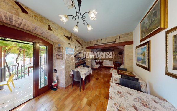 casa indipendente in vendita a Cupra Marittima