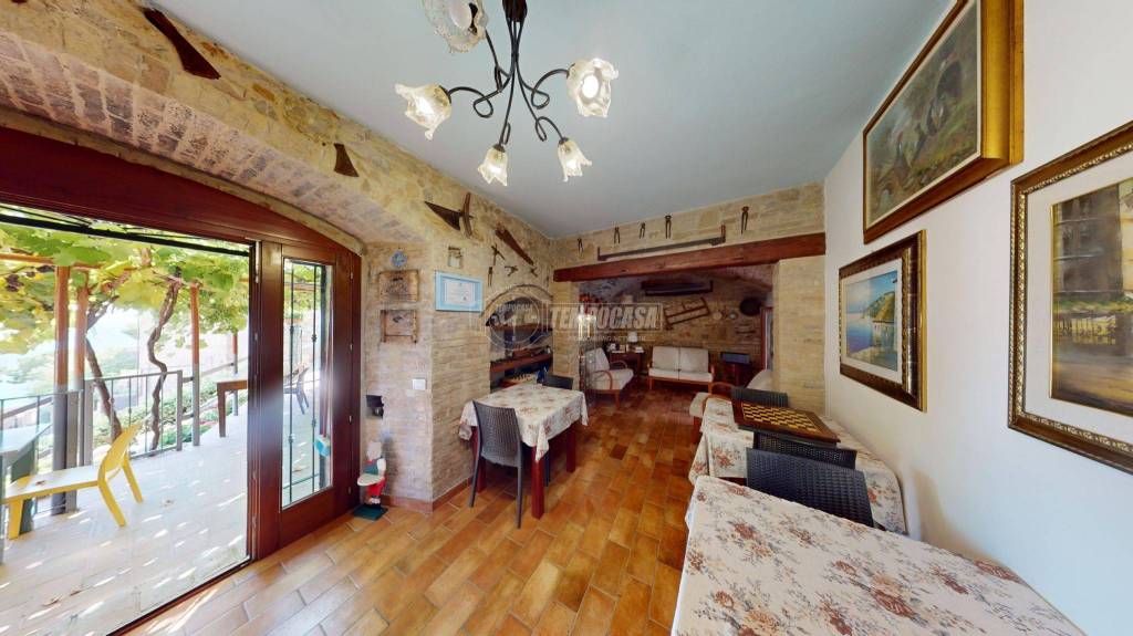 casa indipendente in vendita a Cupra Marittima