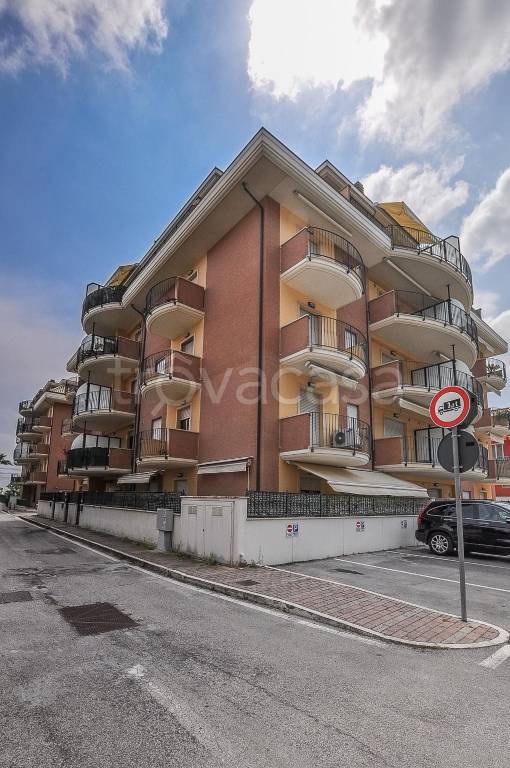 appartamento in vendita a Cupra Marittima