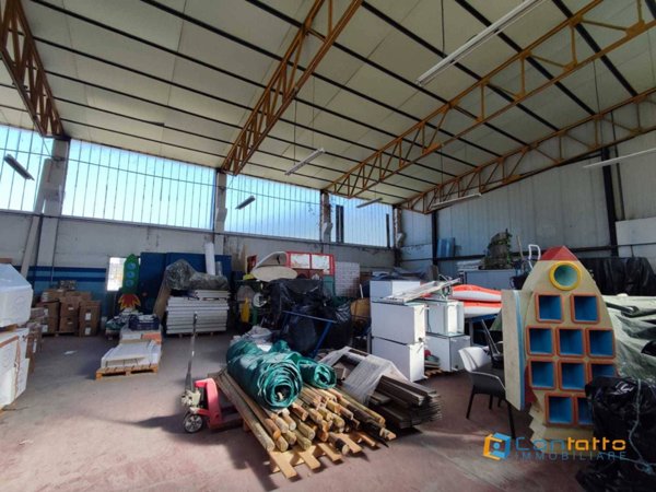 locale commerciale in vendita a Cupra Marittima