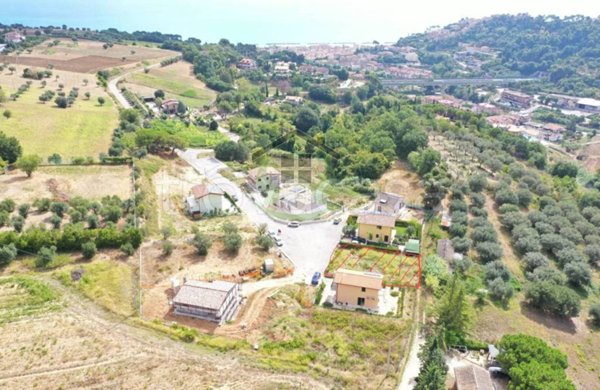 casa indipendente in vendita a Cupra Marittima