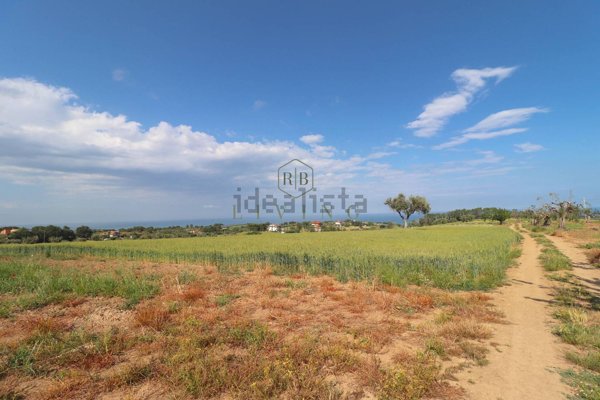 casale in vendita a Cupra Marittima