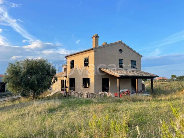 casa indipendente in vendita a Cupra Marittima