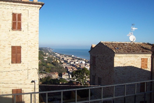 casa indipendente in vendita a Cupra Marittima