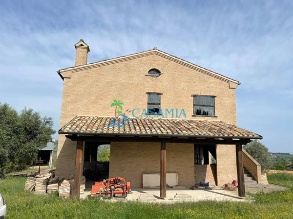 casa indipendente in vendita a Cupra Marittima
