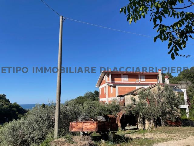 casa indipendente in vendita a Cupra Marittima