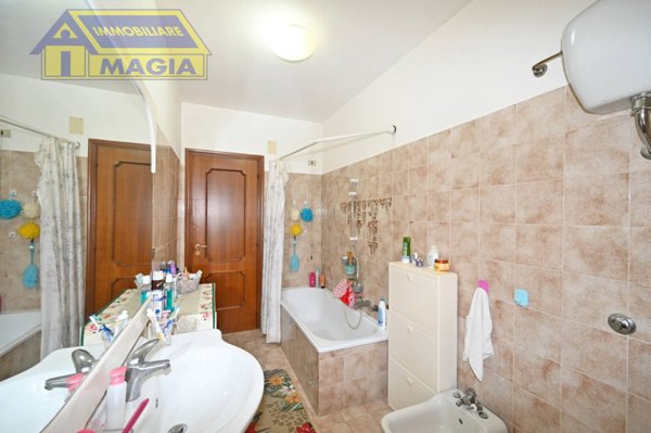 casa indipendente in vendita a Folignano in zona Villa Pigna