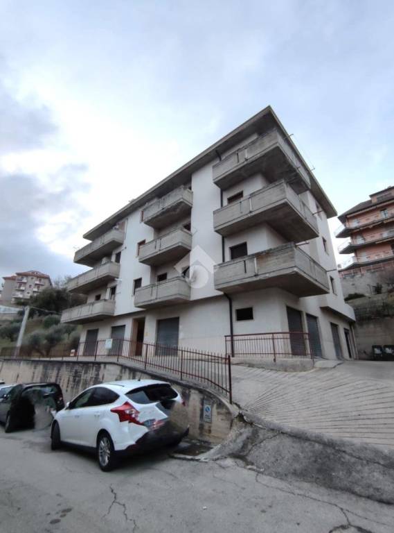 appartamento in vendita a Folignano