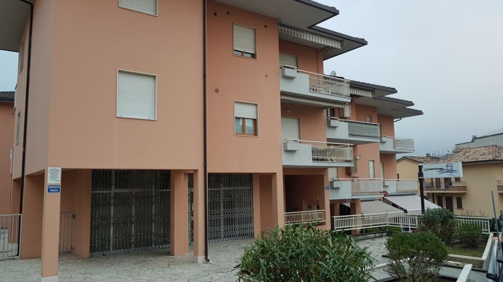 appartamento in vendita a Folignano in zona San Benedetto