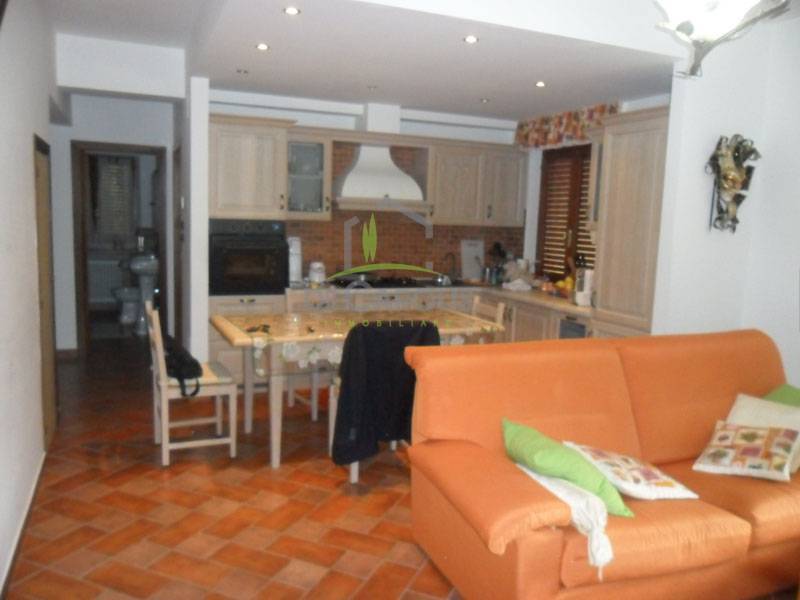 appartamento in vendita a Folignano in zona Villa Pigna