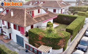 casa indipendente in vendita a Folignano in zona Piane di Morro