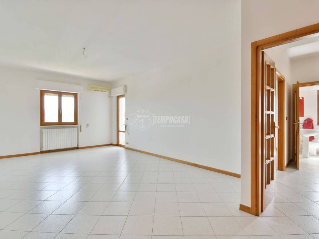 appartamento in vendita a Folignano