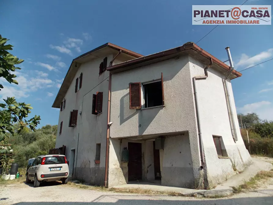 casa indipendente in vendita a Folignano