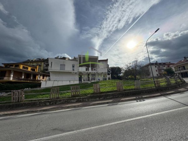 appartamento in vendita a Folignano in zona Villa Pigna