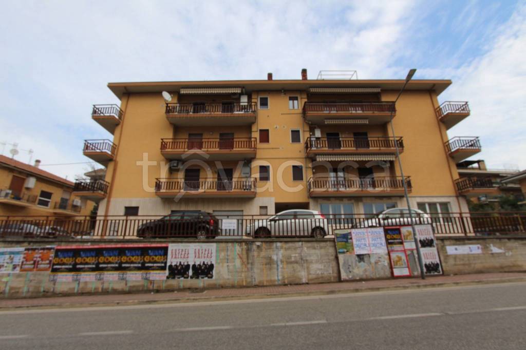 appartamento in vendita a Folignano in zona Villa Pigna