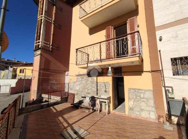 appartamento in vendita a Folignano