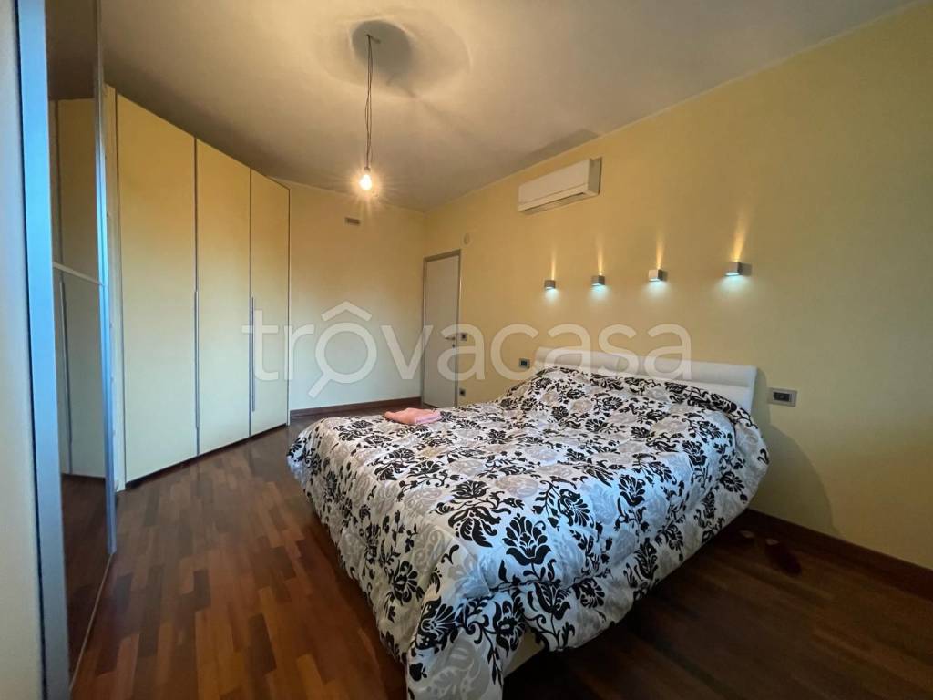 appartamento in vendita a Folignano in zona Villa Pigna