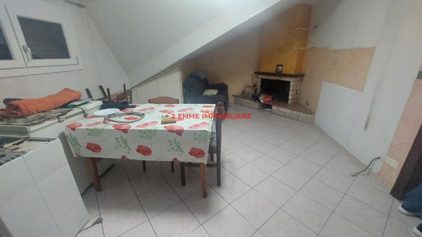 casa indipendente in vendita a Folignano