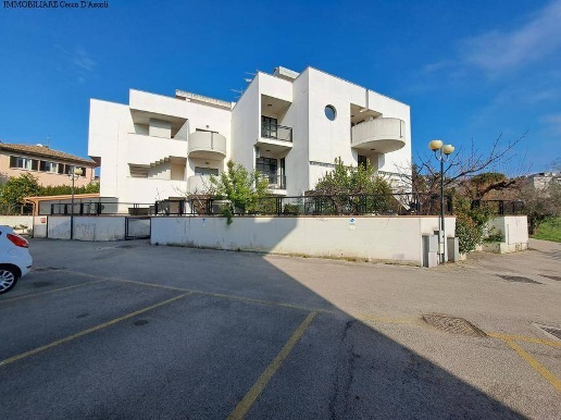 appartamento in vendita a Folignano in zona Villa Pigna