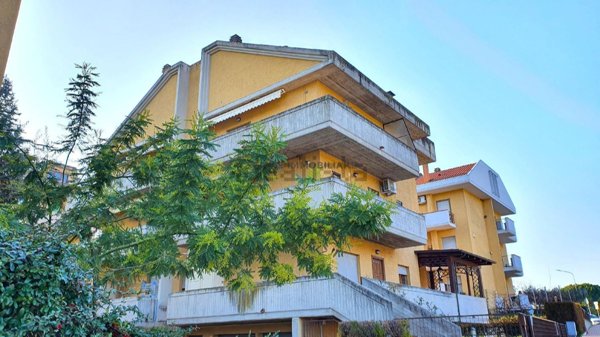 appartamento in vendita a Folignano in zona Villa Pigna