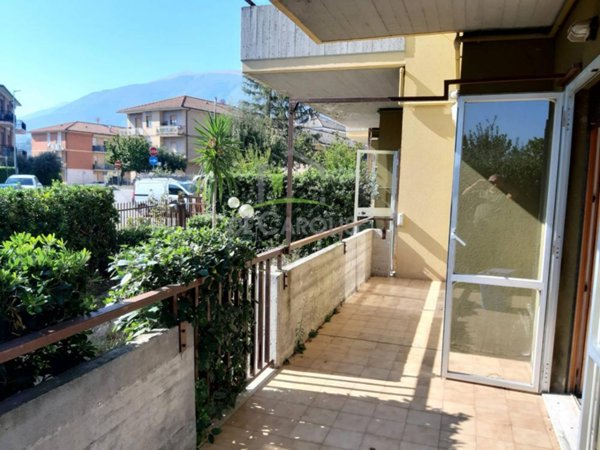 appartamento in vendita a Folignano