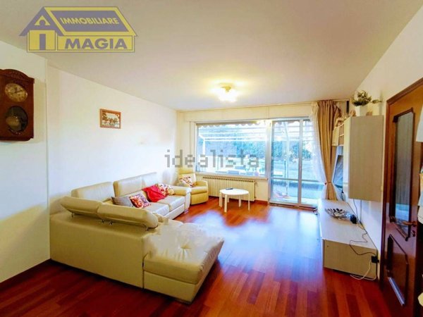 appartamento in vendita a Folignano in zona Villa Pigna