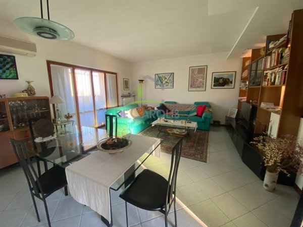casa indipendente in vendita a Folignano in zona Villa Pigna