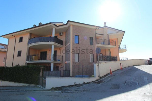 appartamento in vendita a Folignano