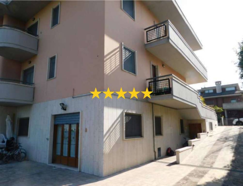 appartamento in vendita a Folignano in zona Villa Pigna