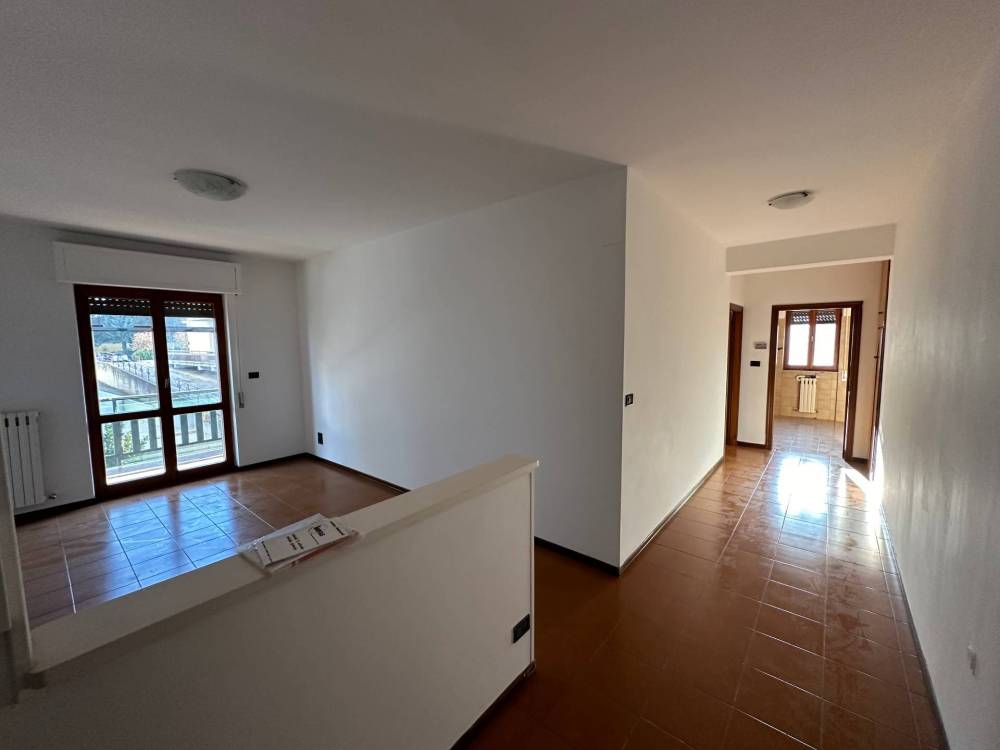 appartamento in vendita a Folignano in zona Villa Pigna