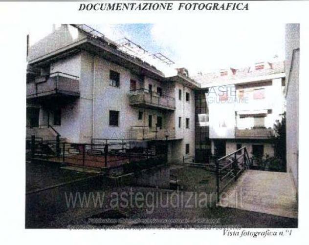 negozio in vendita a Folignano