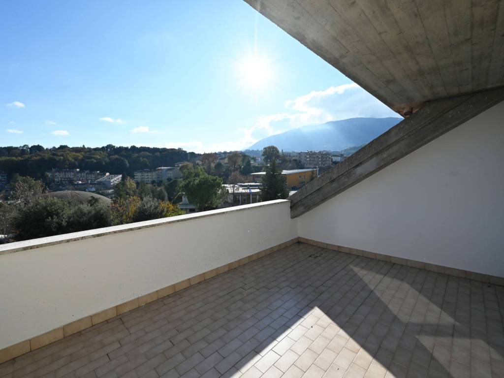 casa indipendente in vendita a Folignano in zona Villa Pigna