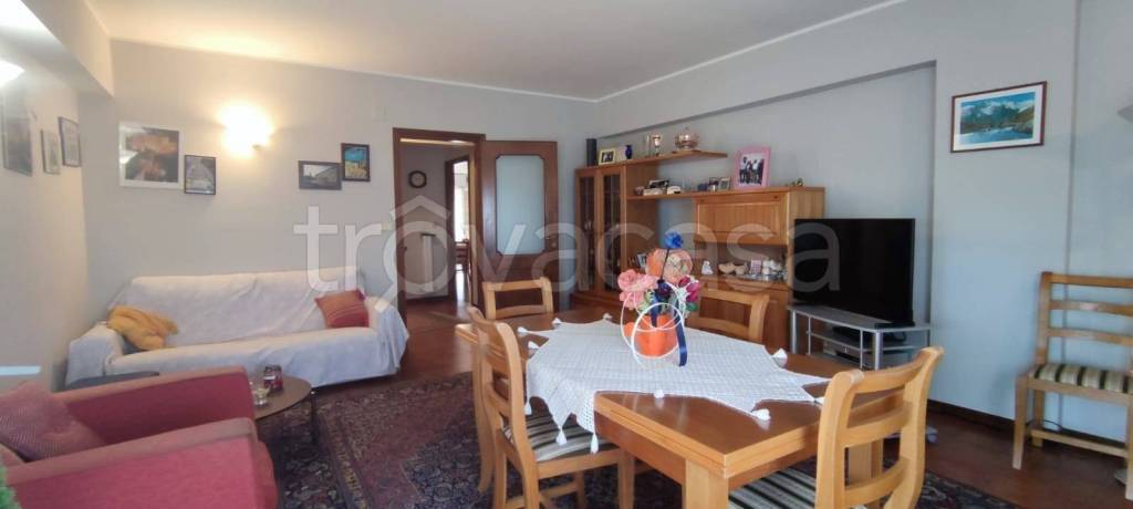 casa indipendente in vendita a Folignano in zona Villa Pigna