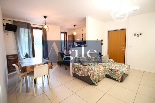 appartamento in vendita a Folignano in zona Villa Pigna